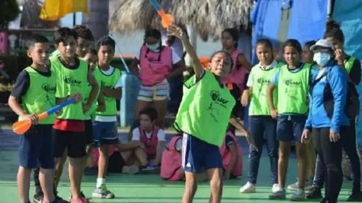 Exitoso Campeonato Municipal Kid Athletics organizado por la Federación de Atletismo