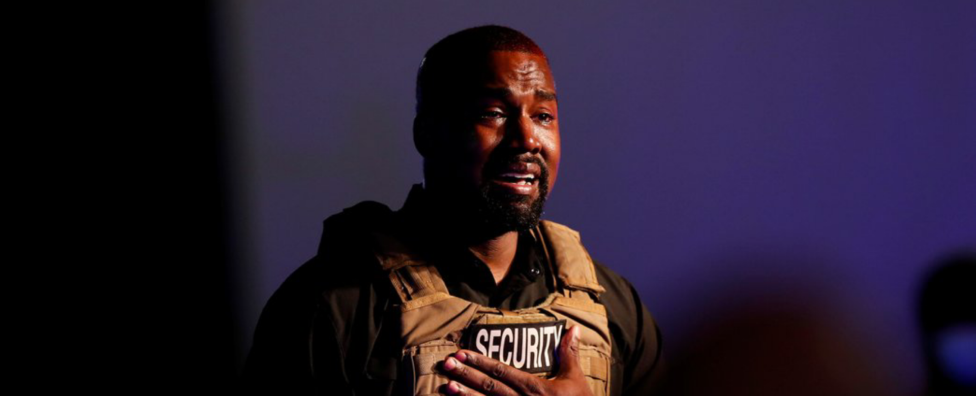 Kanye West celebra el primer mitin de campaña presidencial entre llantos y citas bíblicas