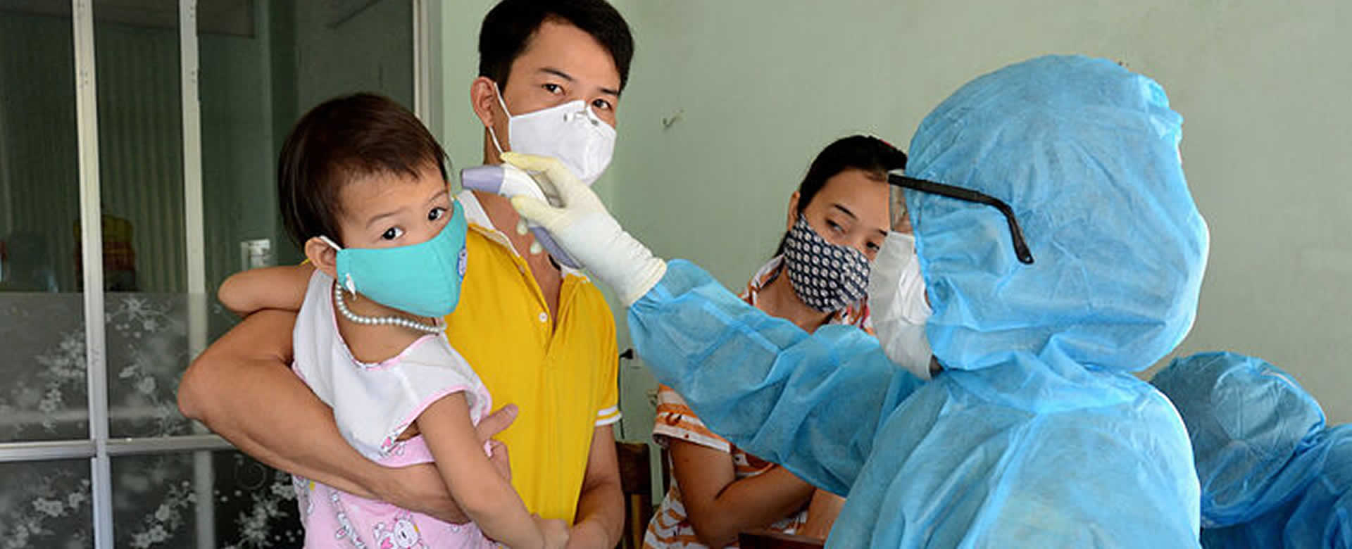 Vietnam evacuará 80 mil turistas tras brote de un nuevo tipo de Coronavirus