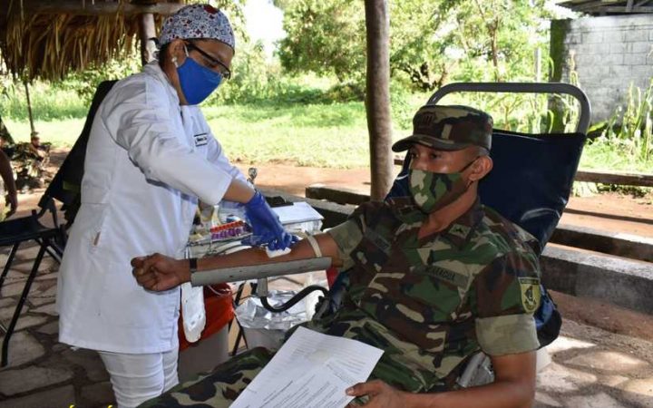 Ejército de Nicaragua contribuye a salvar vidas con donación de sangre