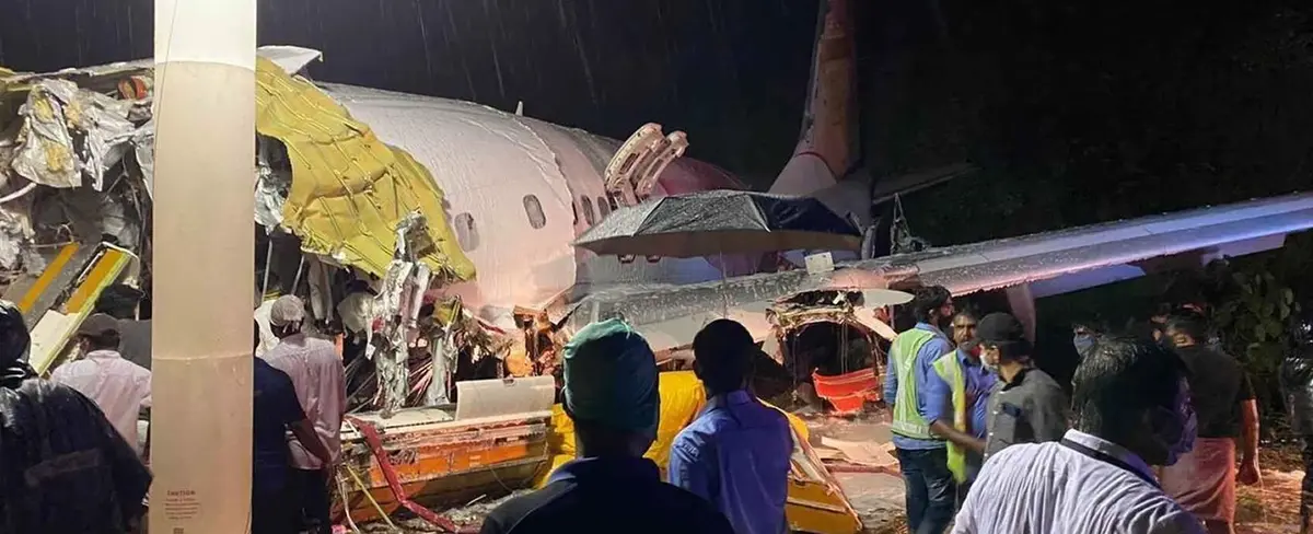 Aterrizaje forzoso del avión de Air India Express deja al menos 16 muertos