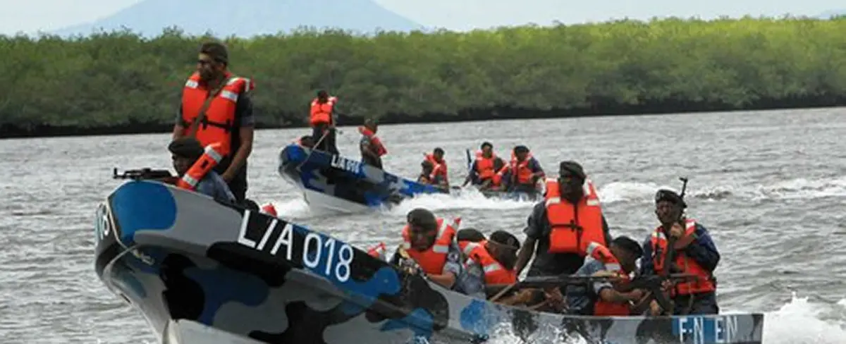 Continúa la misión de búsqueda y rescate de la tripulación desaparecida de la Naval