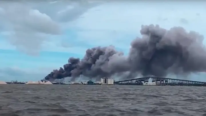 Lusiana en alerta tras explosión de planta química por el huracán Laura