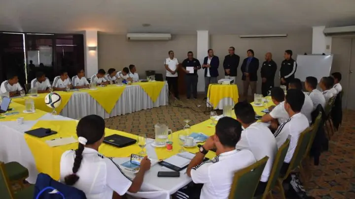 FENIFUT a punto de cerrar el proceso de elección del nuevo técnico