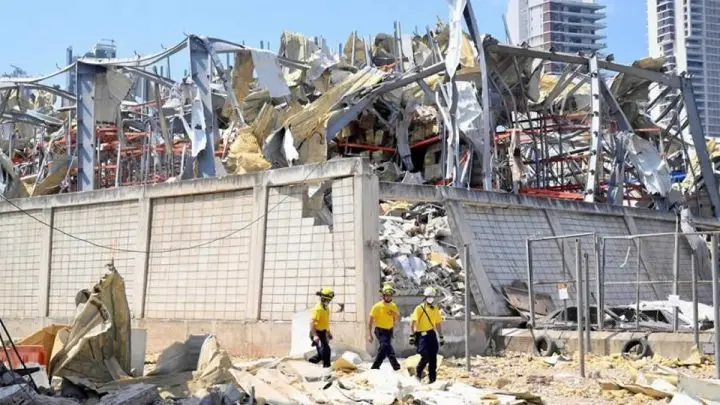Escombros de algunos edificios que fueron destruidos por la onda expansiva