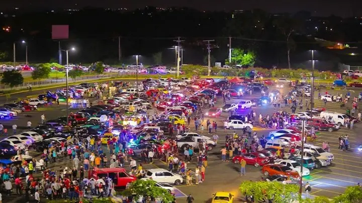 Convención de Autos modificados en Managua.