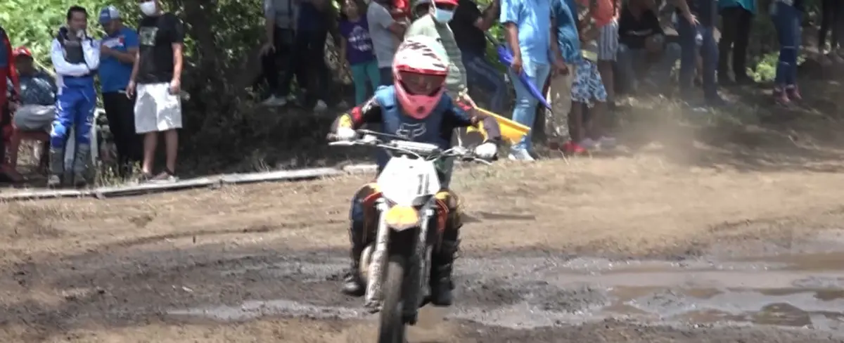 León se llena de adrenalina en la Competencia Nacional de Motocross