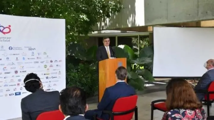 Canciller de México en conferencia de prensa.