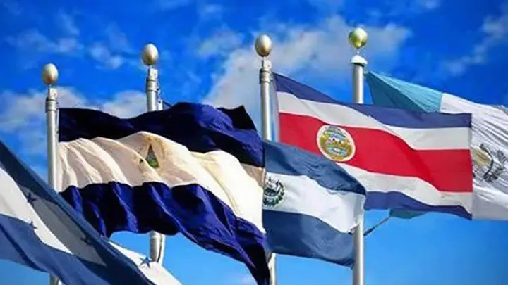Banderas centroamericanas. Banderas centroamericanas.