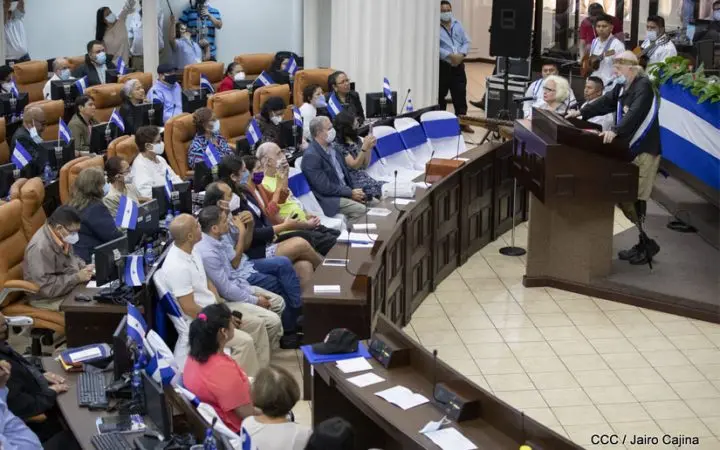 Nicaragua otorga Orden José Dolores Estrada al activista Brian Wilson