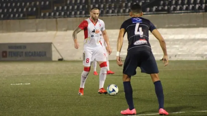 Real Estelí y Walter Ferretti aún se mantienen lideres invictos