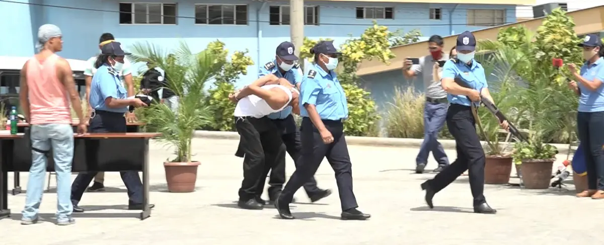 Brigadas Especiales de la Policía Nacional en constante preparación