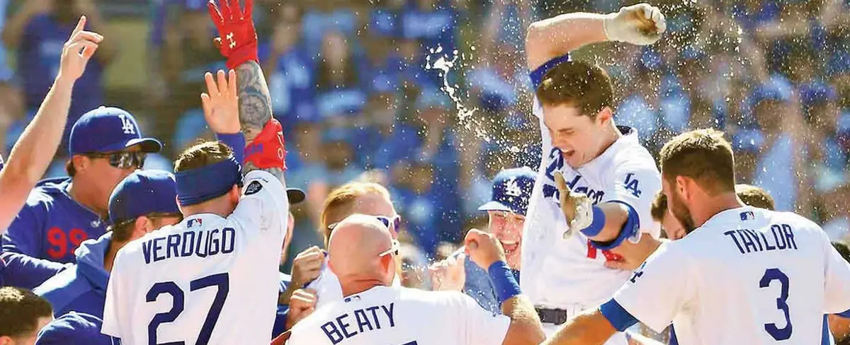 Dodgers a una victoria de romper su sequía de 32 años