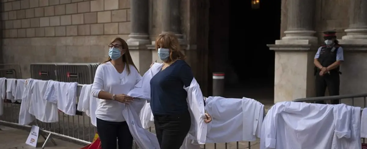 España aprueba mantener el estado de emergencia hasta mayo