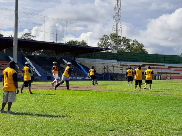 Leones de León en constante preparación para Liga Profesional 