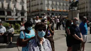 España supera el millón de contagiados por COVID pese a las restricciones