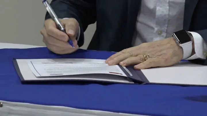 Embajador de China-Taiwán firma desembolso para asegurar la alimentación en Nicaragua.
