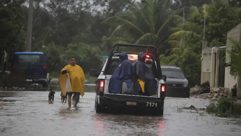 Familias de Yucatán afectadas por la Tormenta Gamma