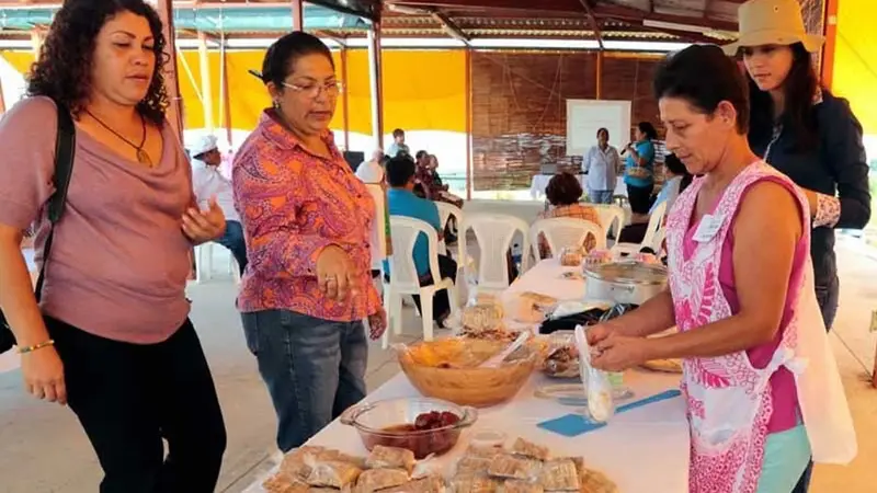La población podrá degustar de los dulces típicos de la temporada del mes de diciembre.