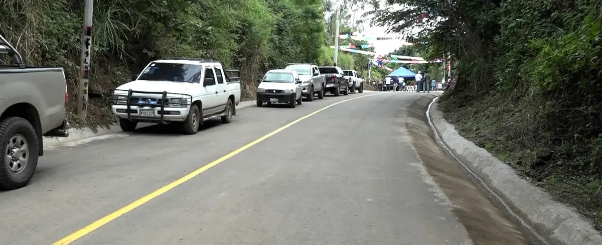 ALMA inaugura mil metros de calles en dos comarcas capitalinas