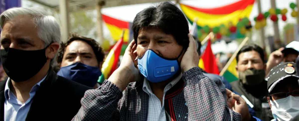 Centenares reciben a Evo Morales en Villazón, Bolivia