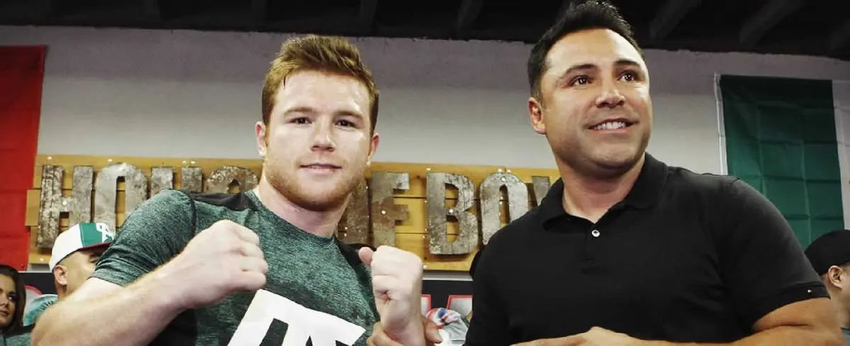 De la Hoya asegura que Canelo lo abandonó por un mal consejo