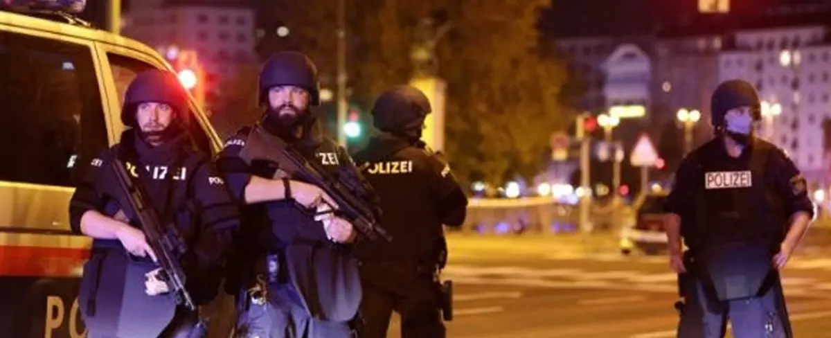 Cuatro muertos y 17 heridos por ataque terrorista en Austria
