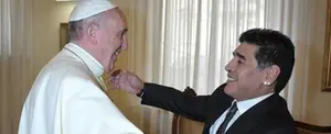 Papa Francisco recuerda con cariño los encuentros con Diego Maradona