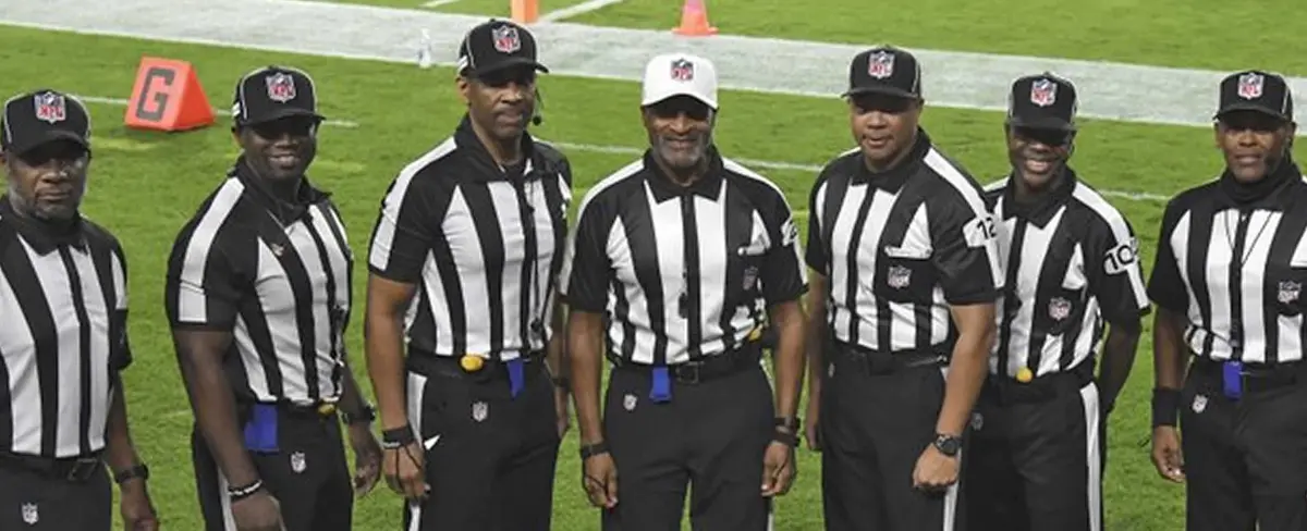 Primera cuadrilla arbitral de la NFL integrada por réferis afroamericanos