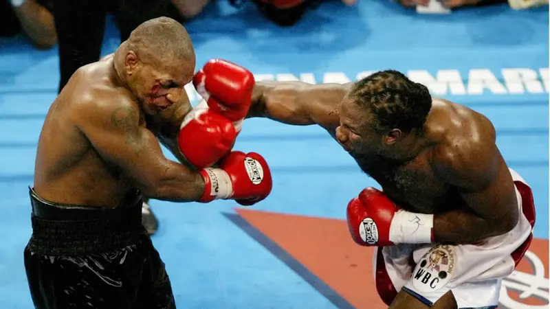 Mike Tyson en un combate