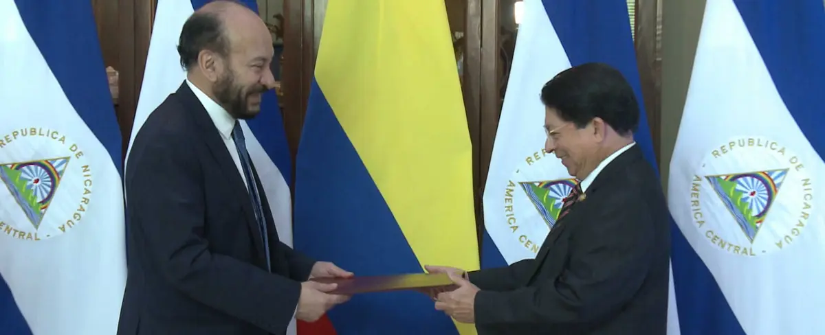 Gobierno de Nicaragua recibe copias estilo del nuevo embajador de Colombia
