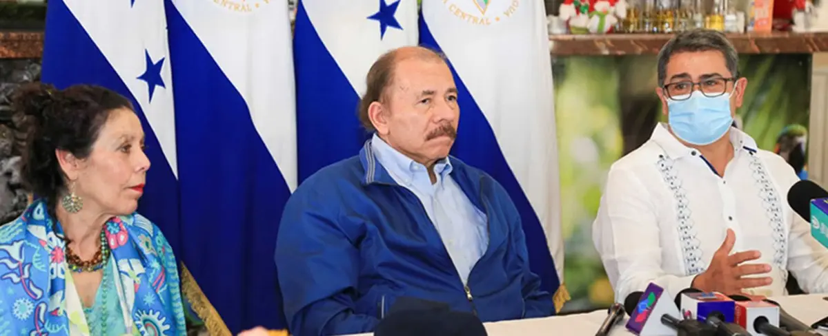 Daniel y Rosario sostienen encuentro con el presidente de Honduras, Juan Orlando Hernández