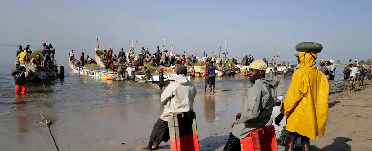 Una enfermedad desconocida afecta a pescadores en Senegal