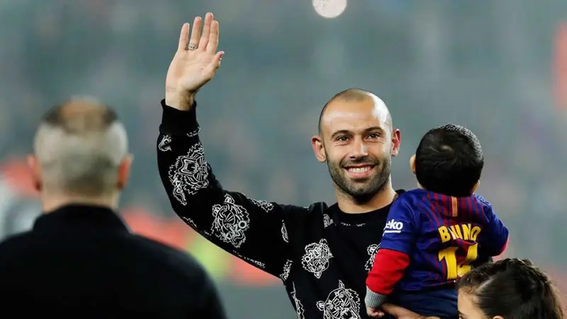 Javier Mascherano en su despedida del fútbol club Barcelona.