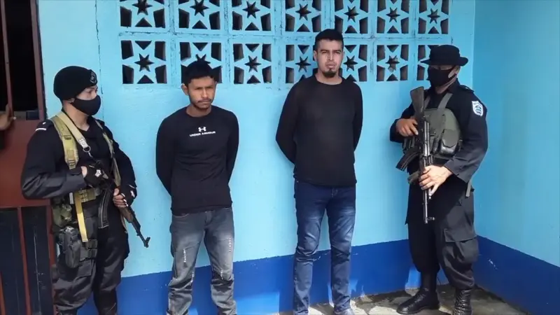 Policía de Jinotega presenta a homicidas. Policía de Jinotega presenta a homicidas.