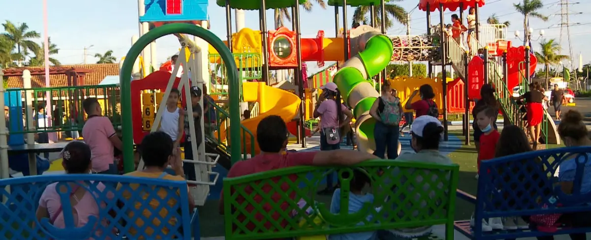 Puerto Salvador Allende atiende a 32 mil visitantes en la última semana