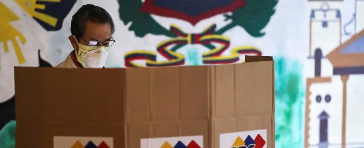 Bolivarianos se imponen en elecciones parlamentarias con el 67.6 %