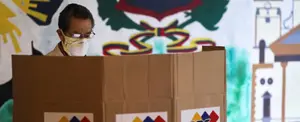 Bolivarianos se imponen en elecciones parlamentarias con el 67.6 %