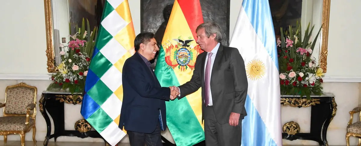 Bolivia renueva relaciones diplomáticas con la reapertura de las embajadas