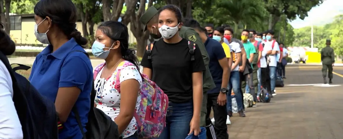 Jóvenes realizan examen de admisión en el Curso Regular de Cadetes 2021