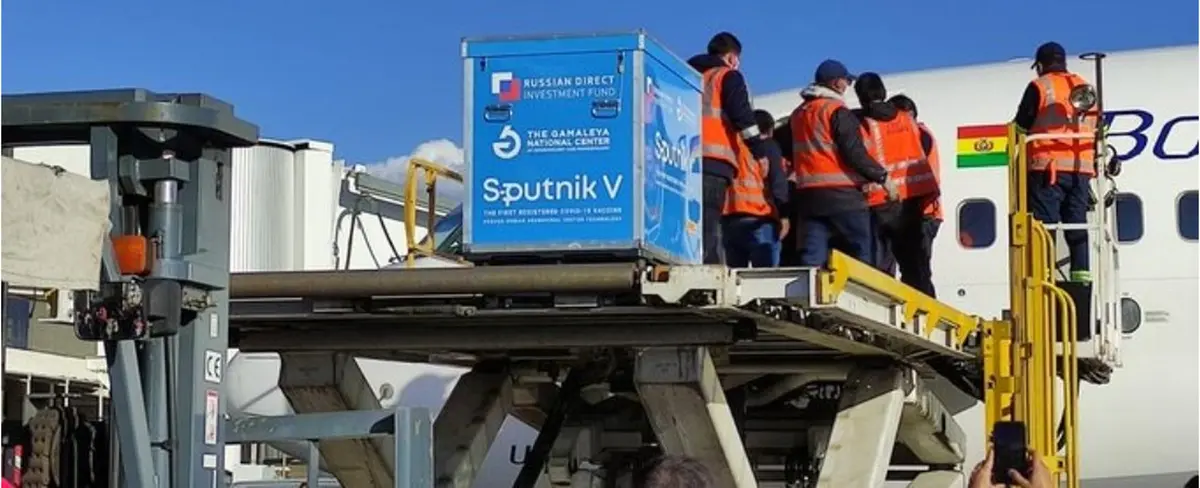 Bolivia recibe las primeras 20 mil dosis de Sputnik V