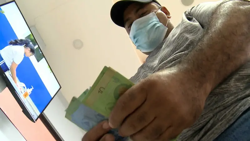 Trabajador del MINED con su merecido pago de enero 2021.