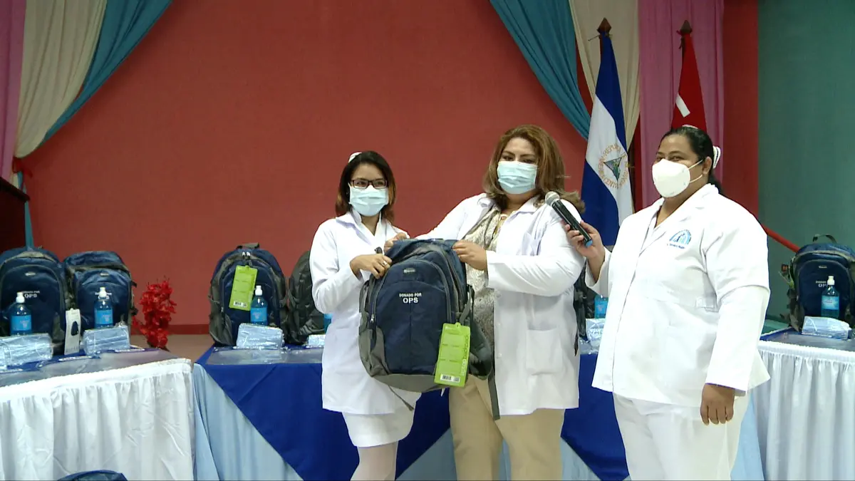 Enfermeras reciben medios de protección por parte de la OPS