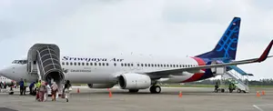 Un avión con más de 50 pasajeros a bordo desaparece en Indonesia