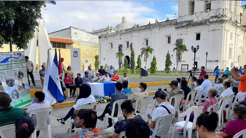 Escuelas de oficio, una oportunidad de prosperidad en León