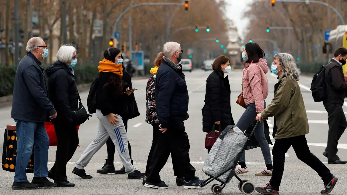 Madrid restringe actividad comercial en 47 zonas ante toque de queda