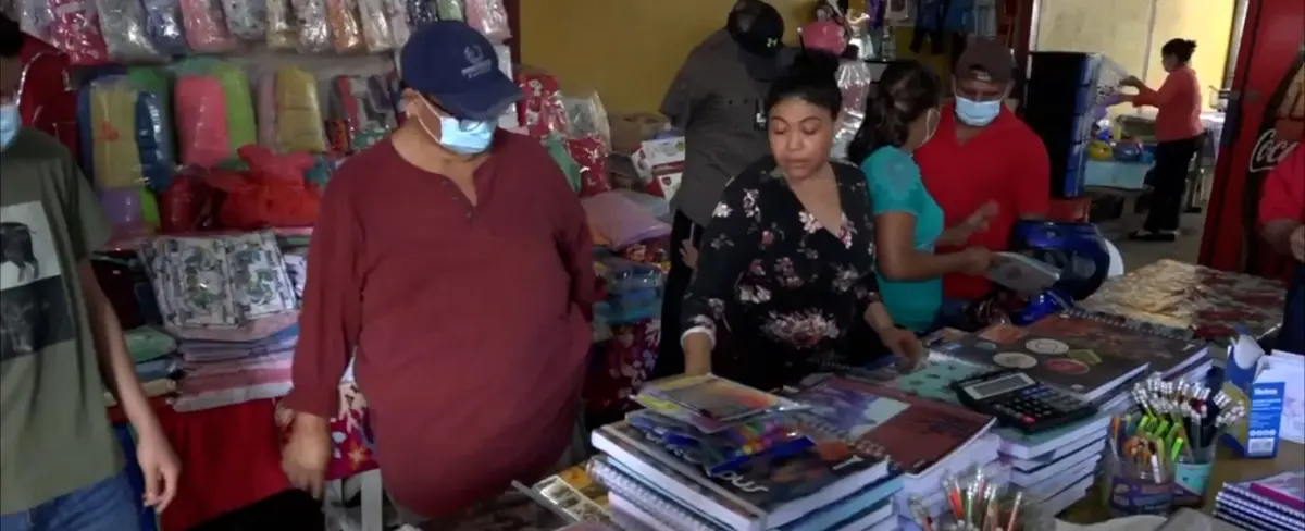 Se dinamiza la venta de útiles escolares en los mercados de Carazo