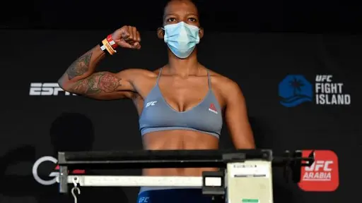 Joselyne Edwards protagonizará segundo combate tras vencer a Yanan