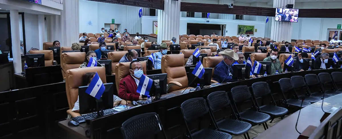 Parlamento de Nicaragua aprueba reforma que protege derechos de los consumidores