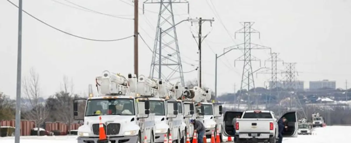 Texanos se indignan por elevadas facturas de luz tras apagones durante tormenta invernal